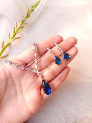 Modern Design Silver Plated 3 Pcs Gemstone Pendant Set for Women