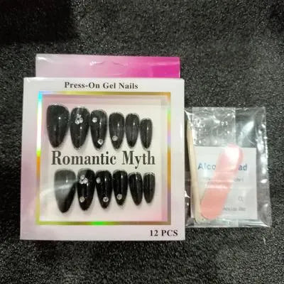 12 pcs of Press-on nails Set Stylish, Reusable, Easy To Apply