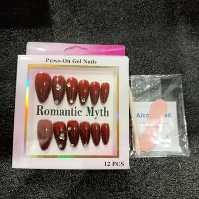12 pcs of Press-on nails Set Stylish, Reusable, Easy To Apply